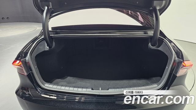 Hyundai Grandeur (IG) 2.5 Premium 2020 — фото 20