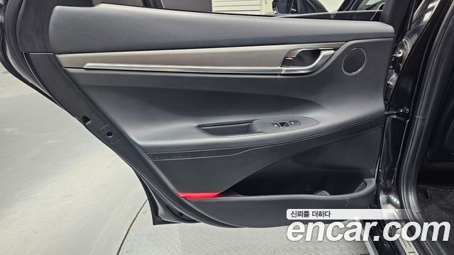 Hyundai Grandeur (IG) 2.5 Premium 2020 — фото 25
