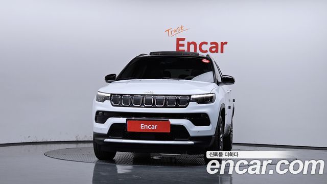 Jeep Compass (II) 2.4 Limitied AWD 2022 — фото 3