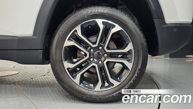 Jeep Compass (II) 2.4 Limitied AWD 2022 — фото 21