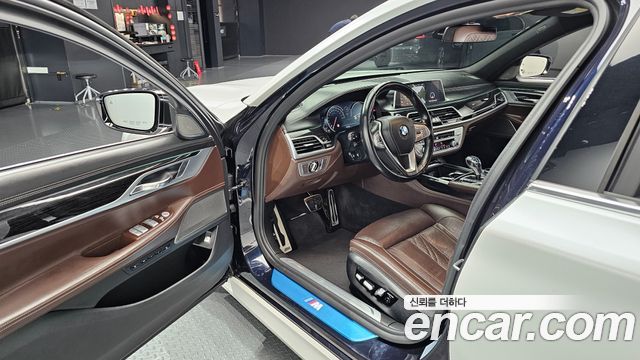 BMW 7 Series (G11) 730d xDrive M Sport 2018 — фото 10