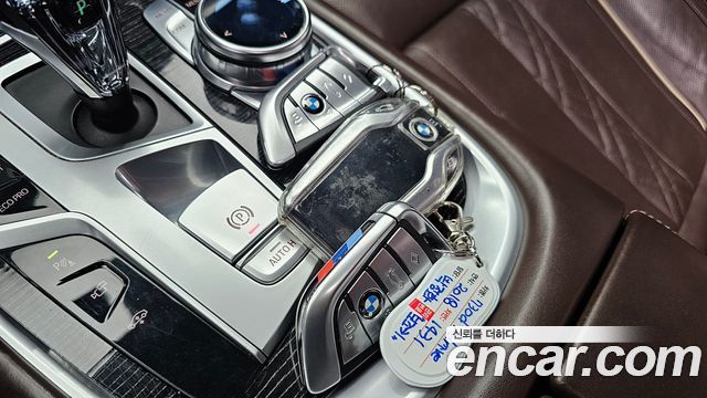 BMW 7 Series (G11) 730d xDrive M Sport 2018 — фото 16