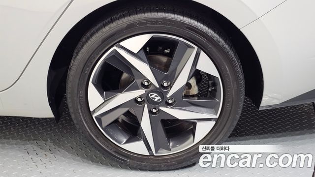 Hyundai Avante Hybrid (CN7) Inspiration 2021 — фото 27