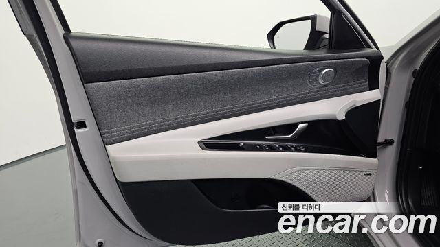 Hyundai Avante Hybrid (CN7) Inspiration 2021 — фото 30