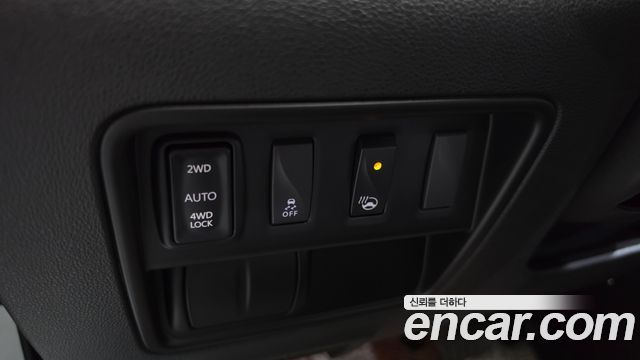 Renault Korea QM6 Diesel 4WD RE Signature 2017 — фото 22
