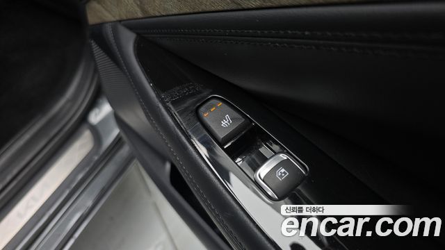 Kia K8 2.5 Gasoline 2WD Noblesse Light 2023 — фото 19