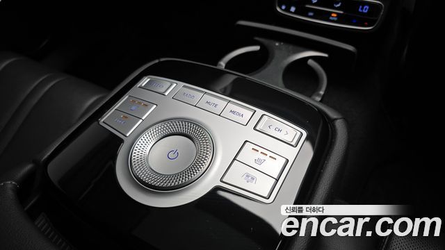 Genesis G80 (RG3) Gasoline 2.5 Turbo 2WD 2022 — фото 18
