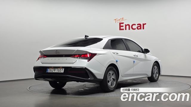 Hyundai Avante (CN7) 1.6 Smart 2024 — фото 2