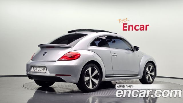 Volkswagen Beetle 2.0 TDI Premium 3rd 2016 — фото 2