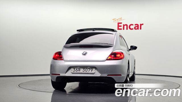 Volkswagen Beetle 2.0 TDI Premium 3rd 2016 — фото 4