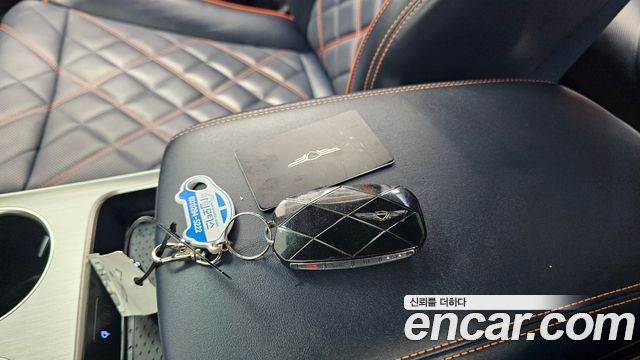 Genesis GV70 2.5T Gasoline 2WD 2025 — фото 15