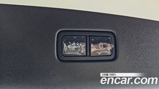 Genesis GV70 2.5T Gasoline 2WD 2025 — фото 17