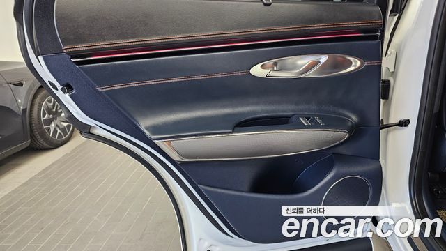 Genesis GV70 2.5T Gasoline 2WD 2025 — фото 25