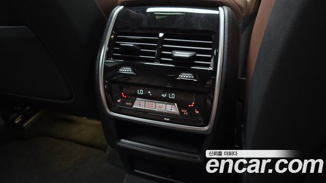 BMW X6 (G06) xDrive40d M Sport Online Exclusive 2026 — фото 30