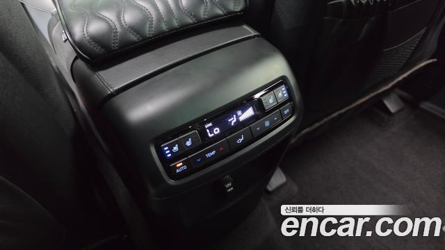 Hyundai Palisade Diesel 2.2 2WD Prestige 2022 — фото 35