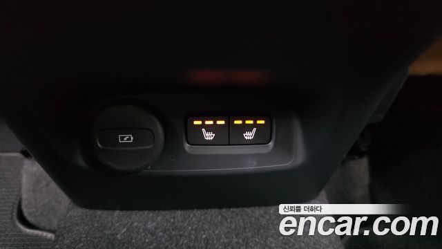 Volvo XC40 B4 Inscription 2021 — фото 13