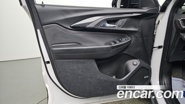 Chevrolet Trailblazer 1.3 Turbo 4WD RS 2021 — фото 24