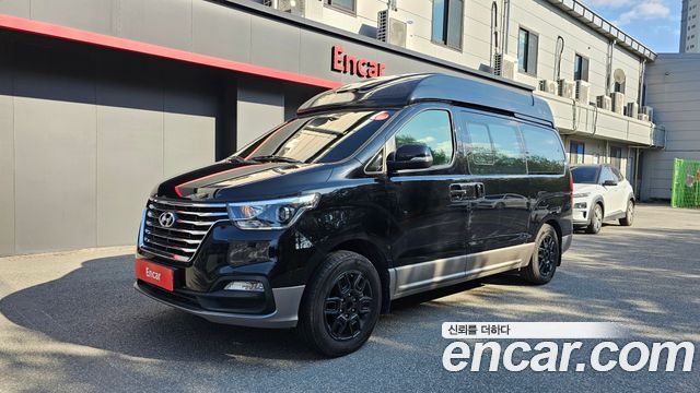 Hyundai Grand Starex 4WD Limousine 2019 — фото 1