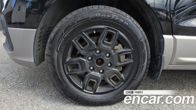 Hyundai Grand Starex 4WD Limousine 2019 — фото 5