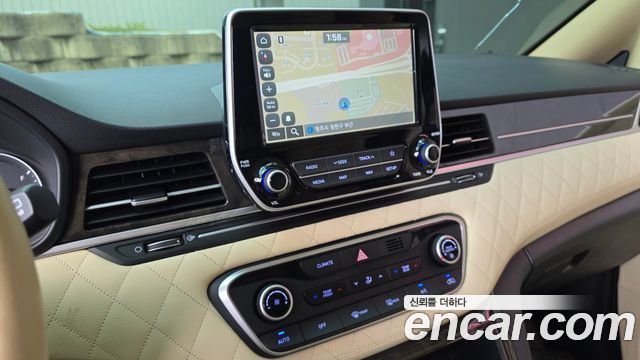 Hyundai Grand Starex 4WD Limousine 2019 — фото 11