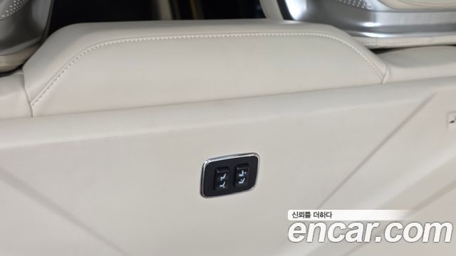 Hyundai Grand Starex 4WD Limousine 2019 — фото 19