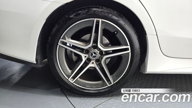 Mercedes-Benz CLS-Class (C257) CLS300d AMG Line 2020 — фото 5