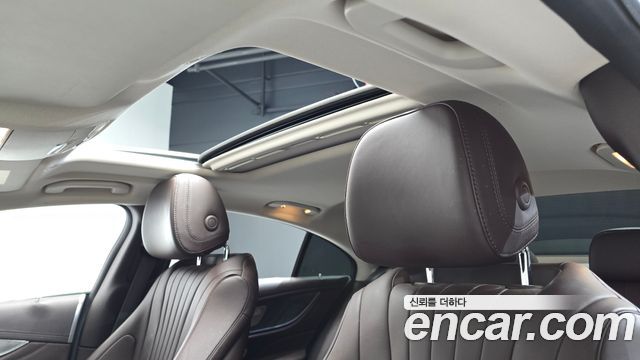 Mercedes-Benz CLS-Class (C257) CLS300d AMG Line 2020 — фото 16