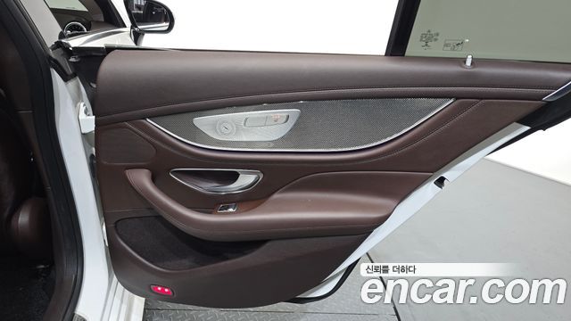 Mercedes-Benz CLS-Class (C257) CLS300d AMG Line 2020 — фото 25