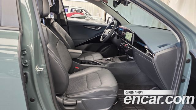 Kia Niro Signature 2022 — фото 11