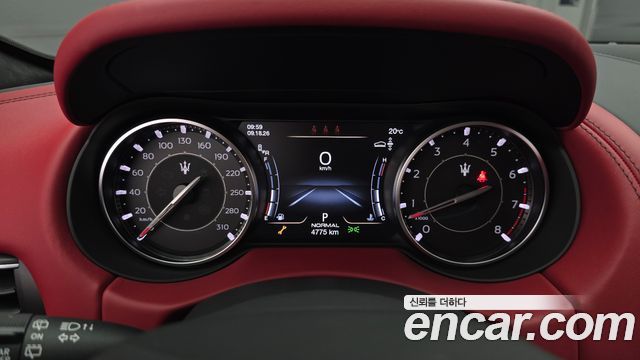 Maserati Levante 3.0 S AWD Modena 2023 — фото 8