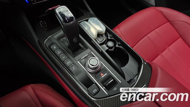 Maserati Levante 3.0 S AWD Modena 2023 — фото 9