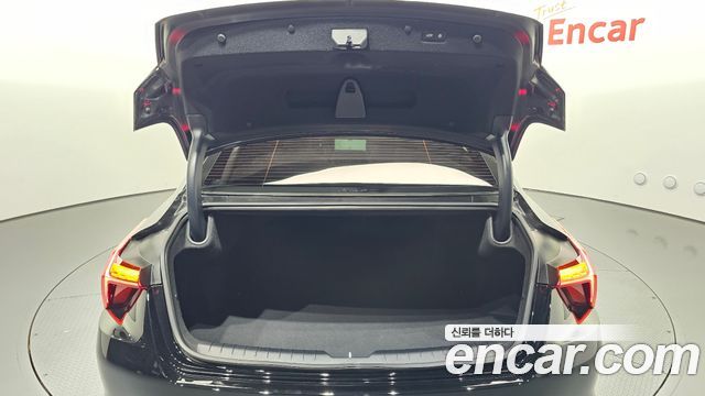 Kia K8 Hybrid Signature 2022 — фото 21