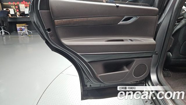 Genesis GV80 2.5T Gasoline AWD 2021 — фото 25