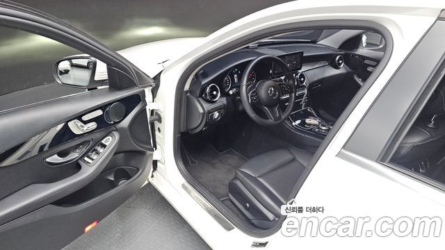 Mercedes-Benz C-Class (W205) C200 2019 — фото 11