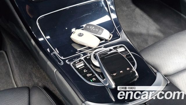 Mercedes-Benz C-Class (W205) C200 2019 — фото 18