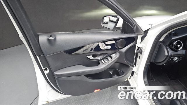 Mercedes-Benz C-Class (W205) C200 2019 — фото 24
