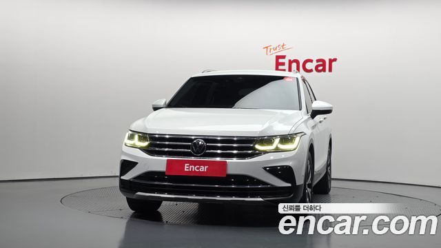 Volkswagen Tiguan (II) 2.0 TDI Premium 2021 — фото 3