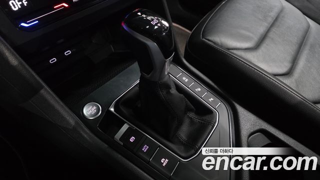 Volkswagen Tiguan (II) 2.0 TDI Premium 2021 — фото 9