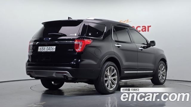 Ford Explorer 3.5 Limited 4WD 5th 2016 — фото 2