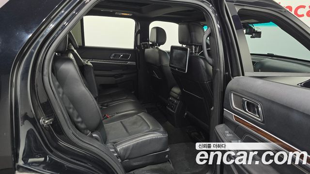 Ford Explorer 3.5 Limited 4WD 5th 2016 — фото 11