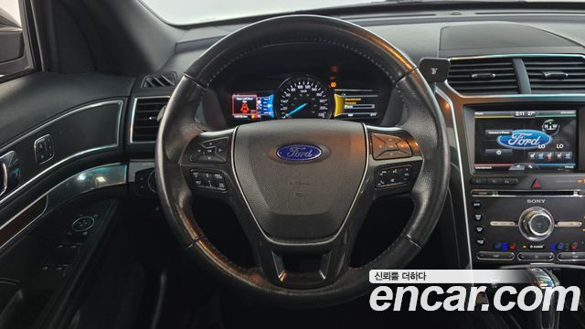 Ford Explorer 3.5 Limited 4WD 5th 2016 — фото 15
