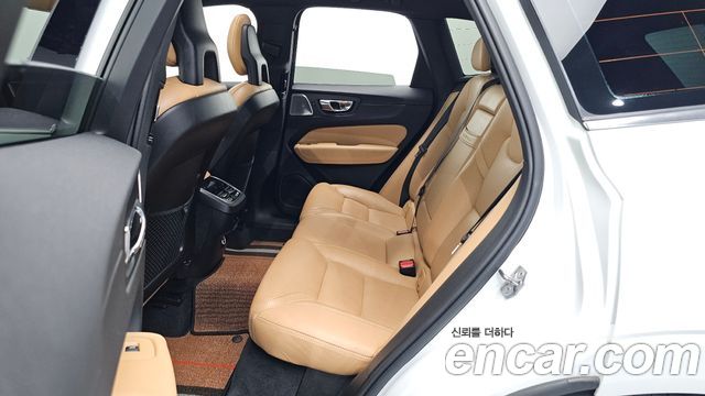 Volvo XC60 (II) D5 Inscription 2018 — фото 17