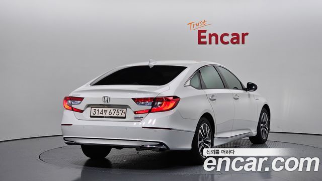 Honda Accord (X) 2.0 Hybrid Touring 2020 — фото 2