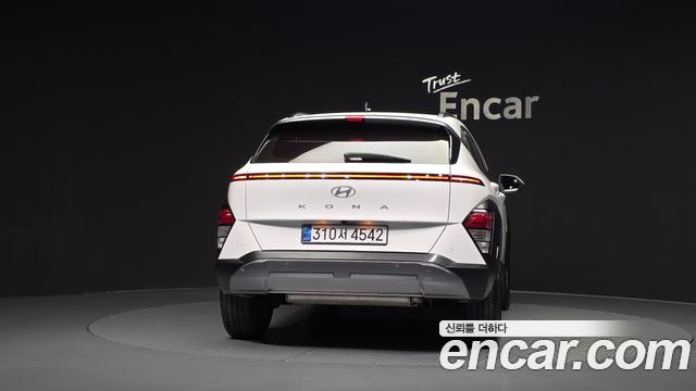 Hyundai Kona (SX2) Gasoline 1.6 Turbo 2WD Premium 2023 — фото 4