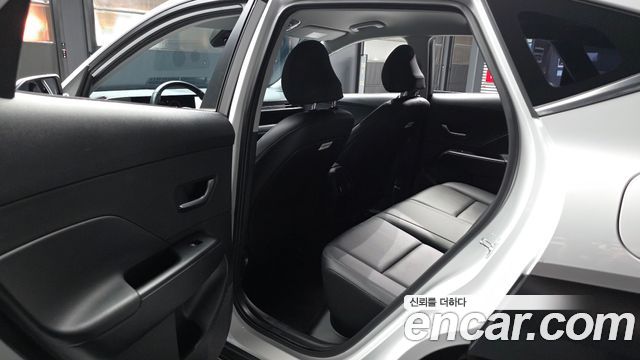 Hyundai Kona (SX2) Gasoline 1.6 Turbo 2WD Premium 2023 — фото 26