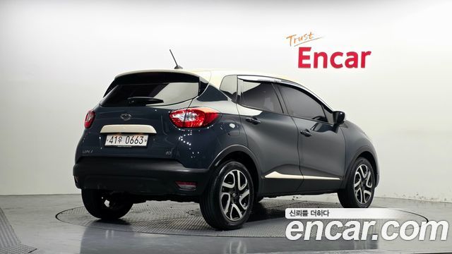 Renault Korea QM3 RE 2016 — фото 2