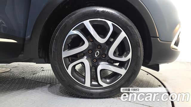 Renault Korea QM3 RE 2016 — фото 5