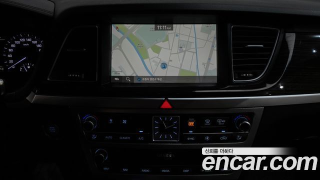 Genesis G80 3.3 GDI AWD Prestige 2019 — фото 12