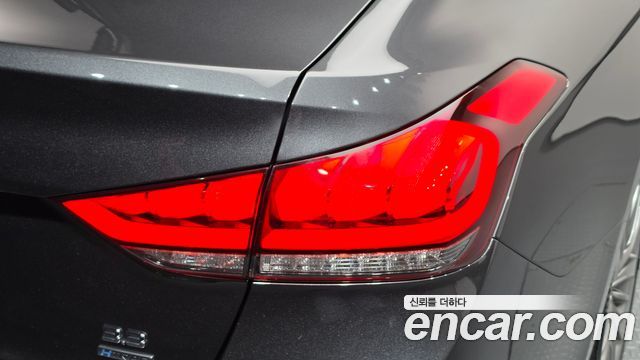 Genesis G80 3.3 GDI AWD Prestige 2019 — фото 23