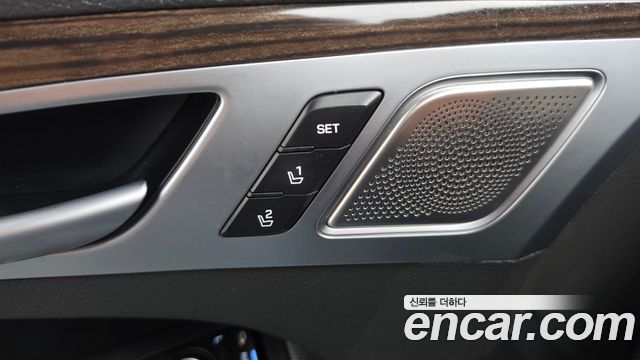 Genesis G80 3.3 GDI AWD Prestige 2019 — фото 34